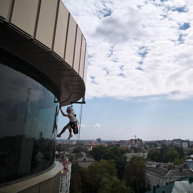 Fensterreinigung in Volketswil - professionelles Artikelbild zu Reinigungsarbeiten